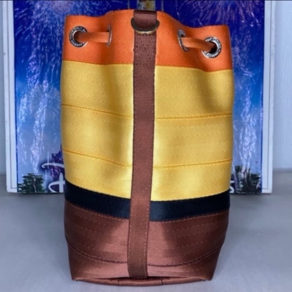 Disney parks x Harvey’s Pixar UP! Wilderness explorer park hopper purse backpack - Picture 9 of 11